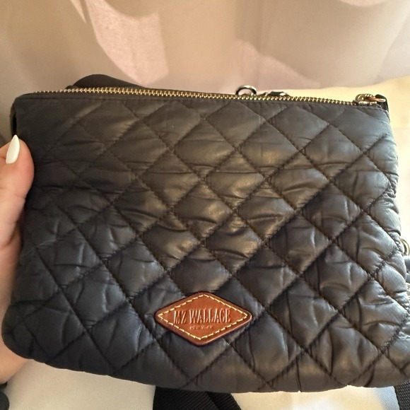 MZ WALLACE Pippa Black Quilted Zip Crossbody Bag Purse 3 Adjustable Straps - Picture 3 of 16